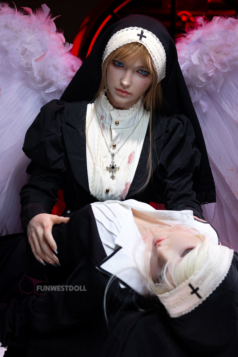 159cm/5ft2 A-cup Silicone Sex Doll – Bella